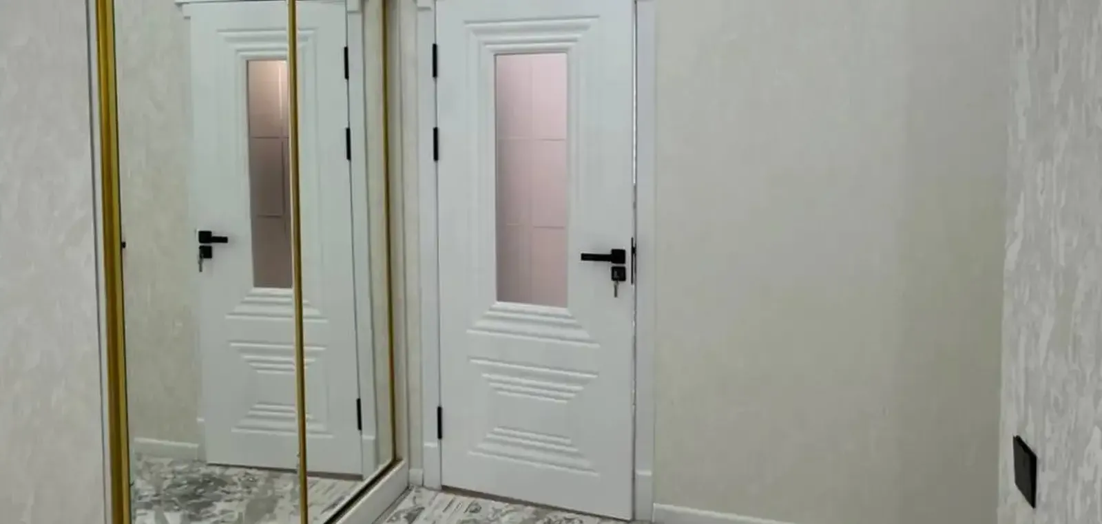 3-комн. квартира, 5 этаж, 92 м², Сино 104мкр конечка маршрут 37