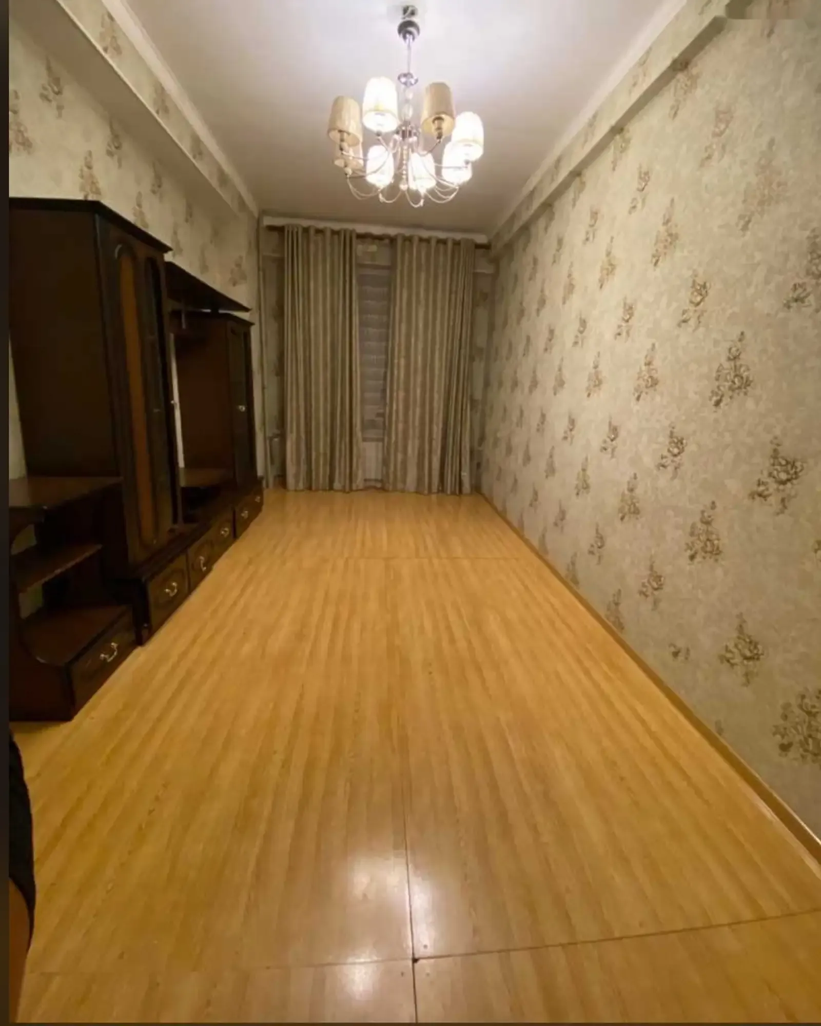 3-комн. квартира, 2 этаж, 100м², Сино