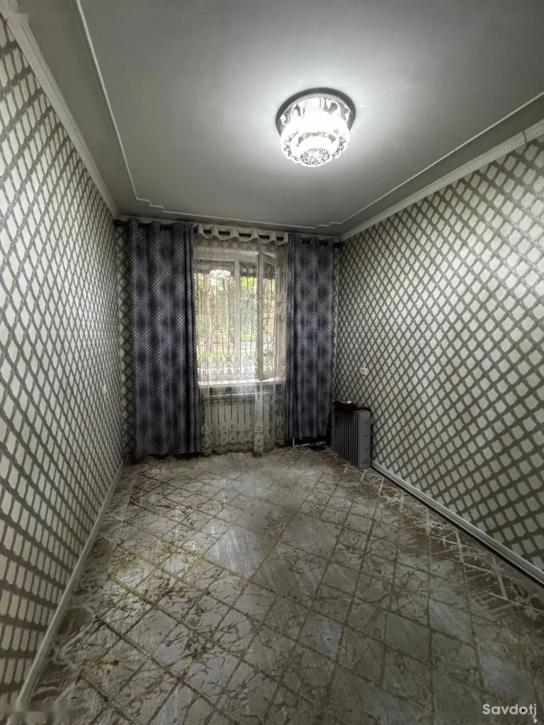3-комн. квартира, 1 этаж, 70 м², сино