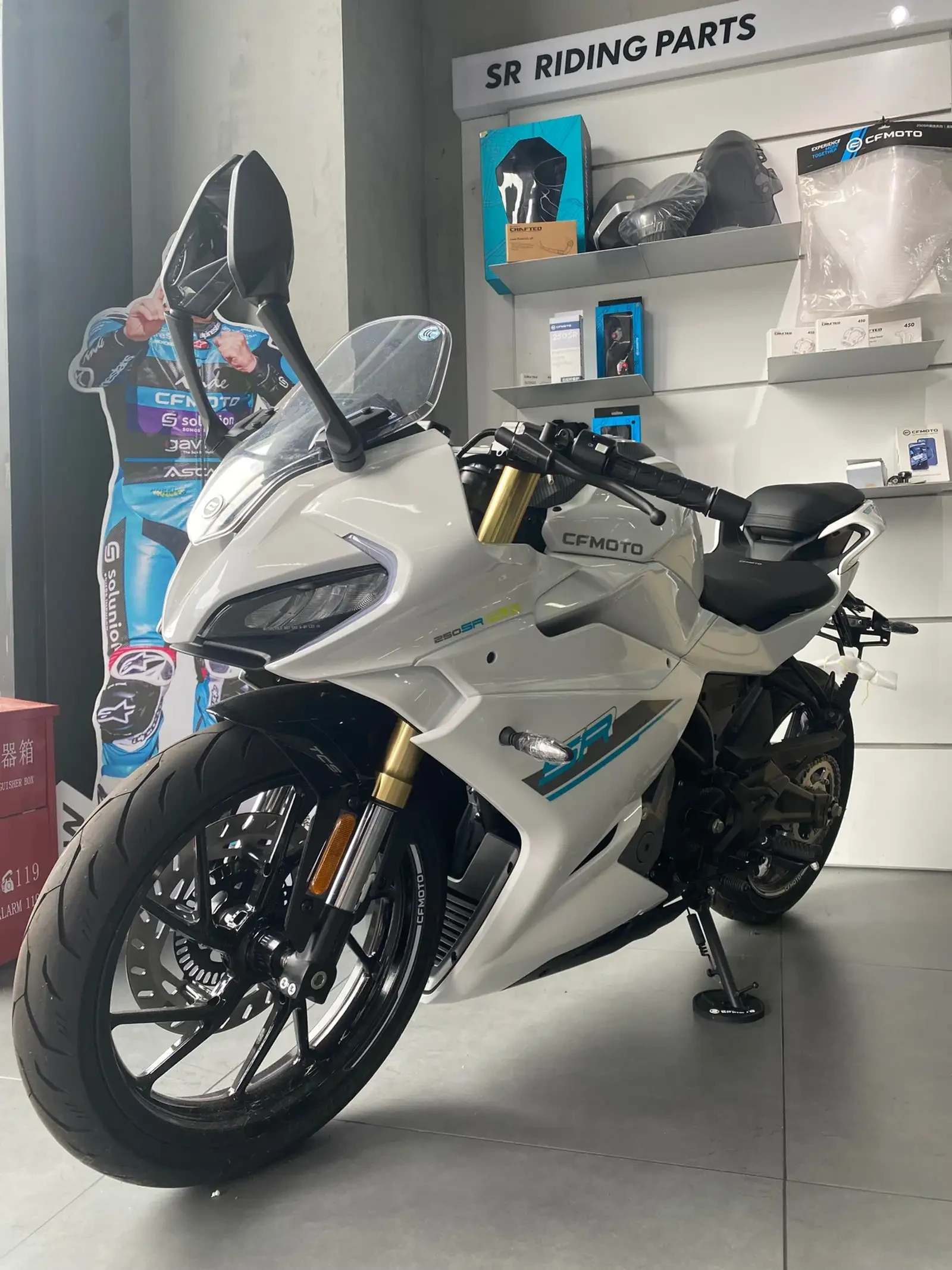Мотоцикл CFMOTO250 cc 2025 — фото 2