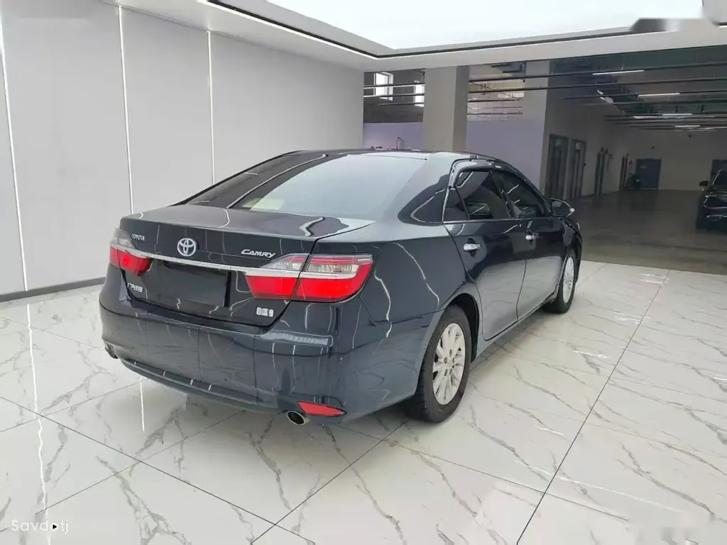 Toyota Camry, 2016