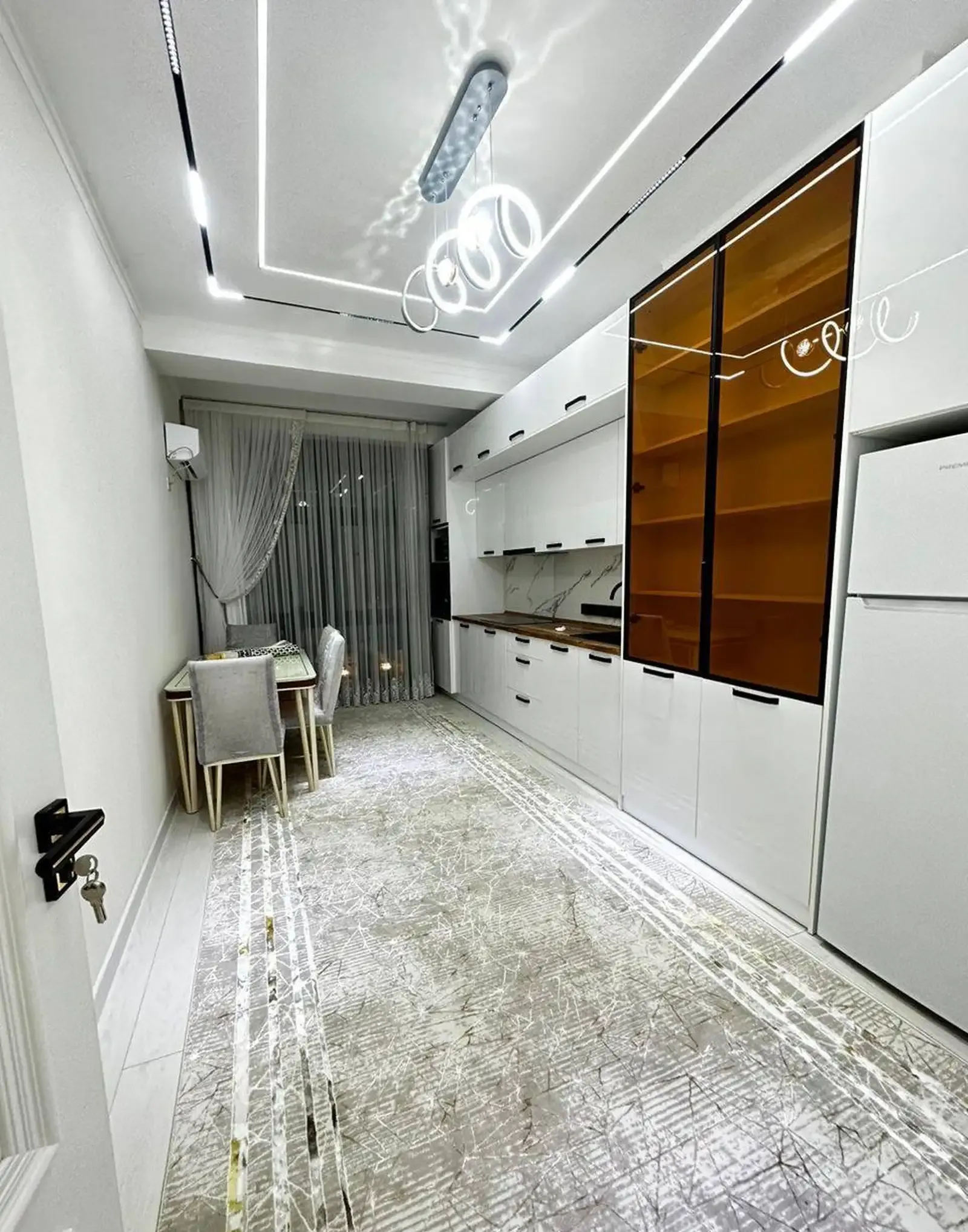 3-комн. квартира, 3 этаж, 119 м², Шохмансур