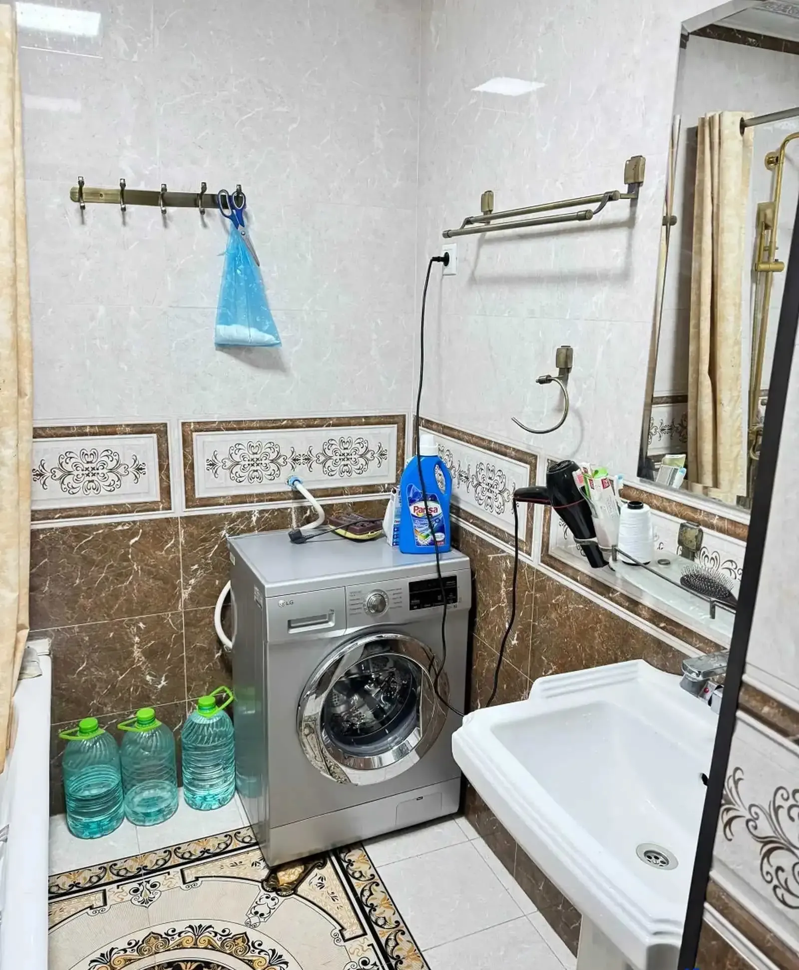 2-комн. квартира, 6 этаж, 60 м², Фирдавси