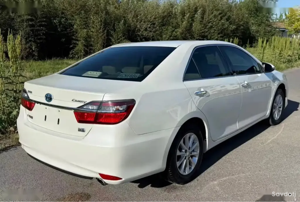 Toyota Camry, 2016