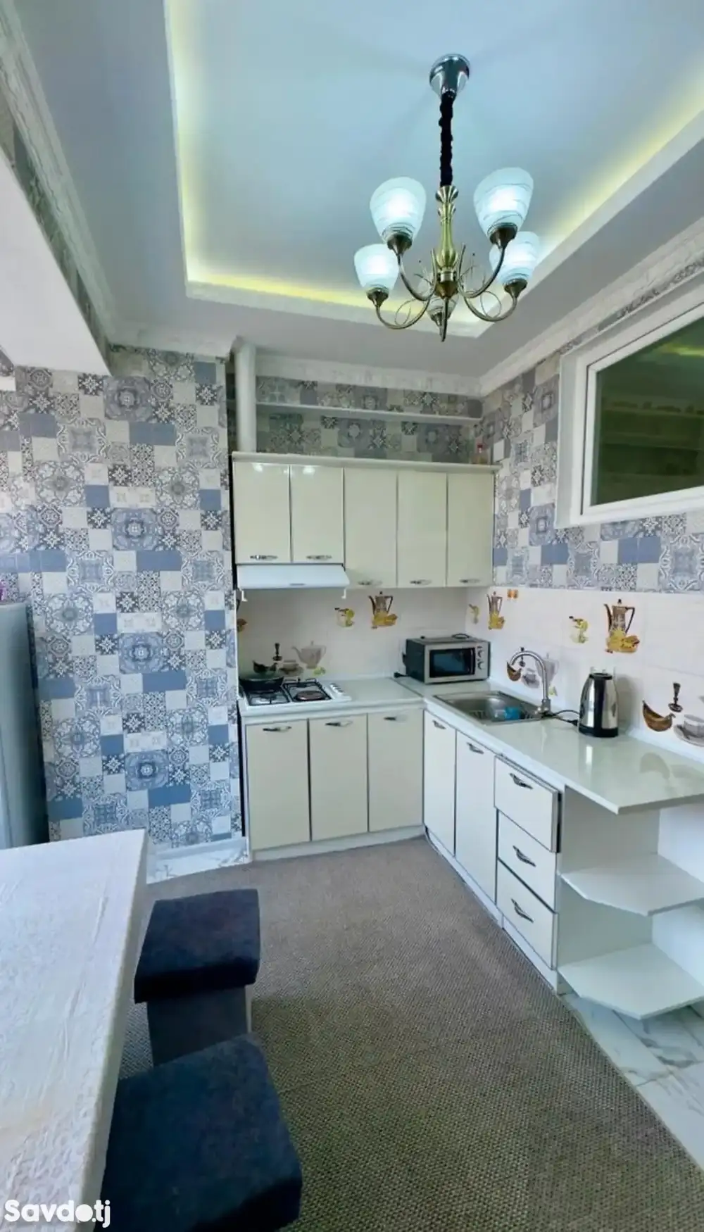 2-комн. квартира, 9 этаж, 75м², 18 микрорайон