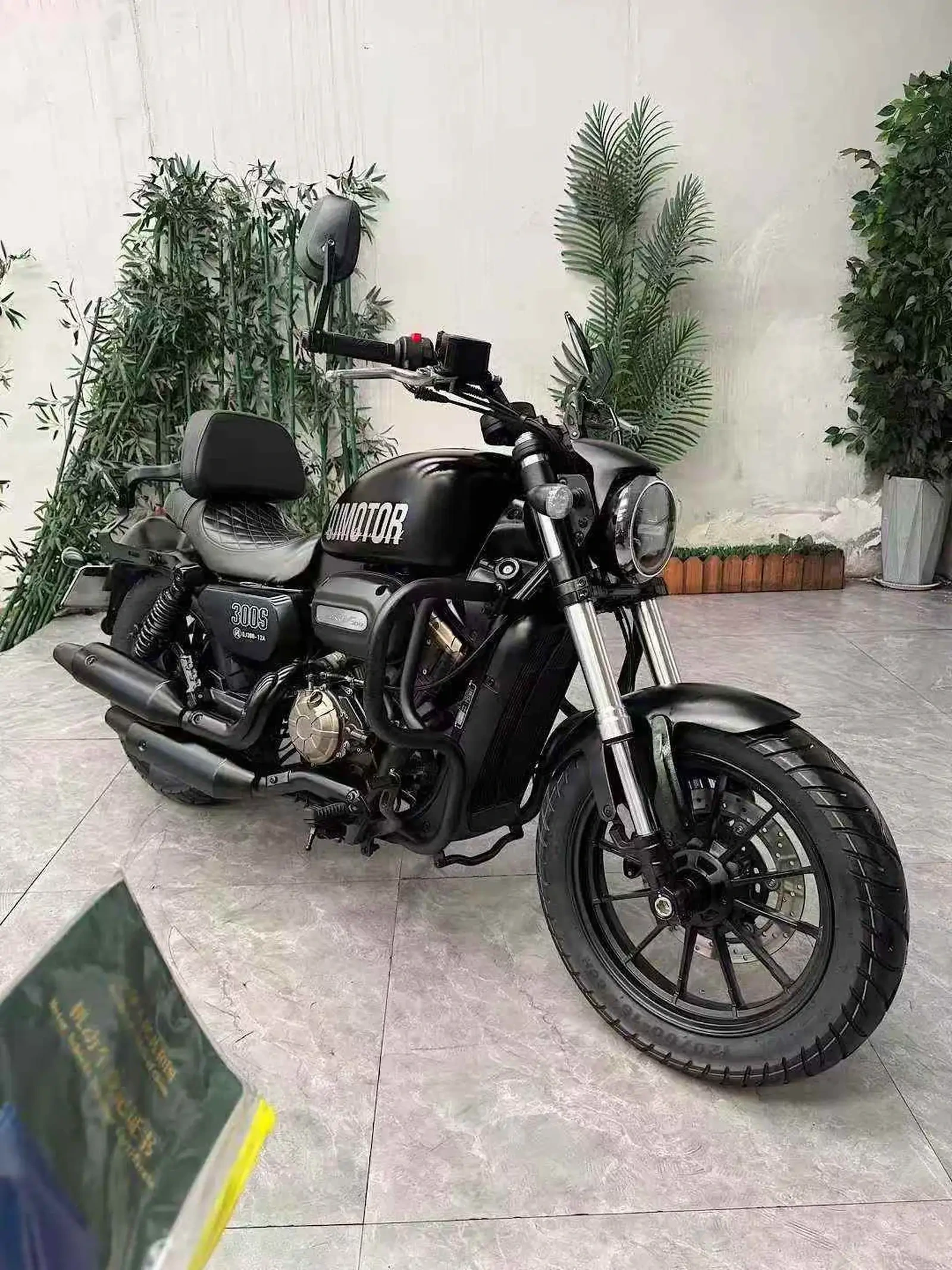 Мотоцикл Harley-Davidson — фото 3