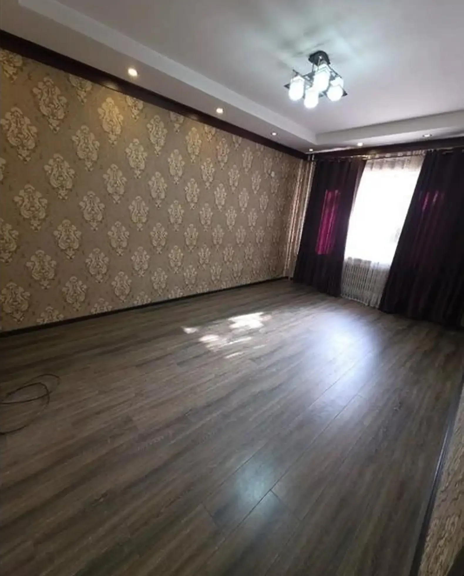 4-комн. квартира, 1 этаж, 104м², Сино