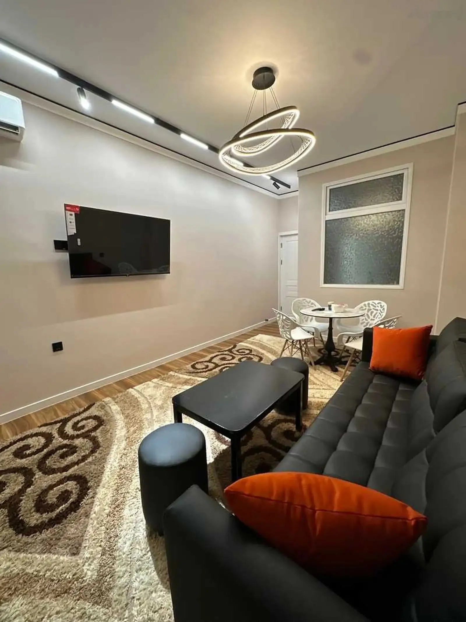 2-комн. квартира, 9 этаж, 60м², Сомони, пушти овир