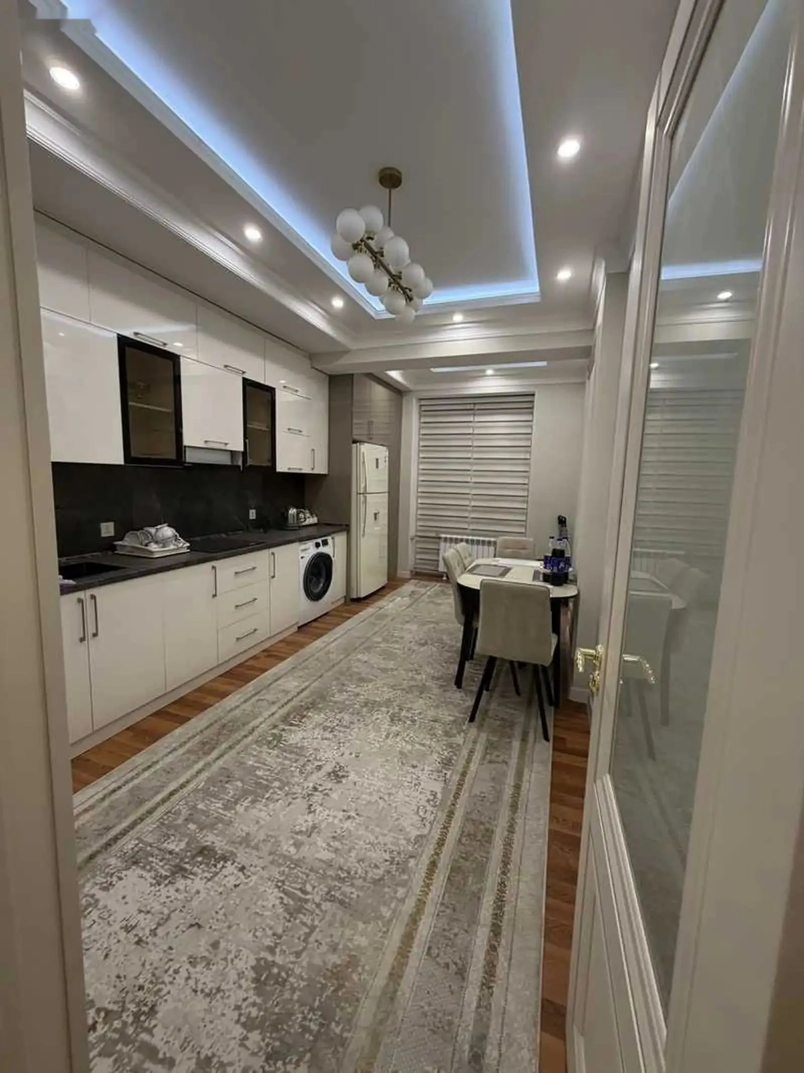 3-комн. квартира, 12 этаж, 130м², шохмансур родом