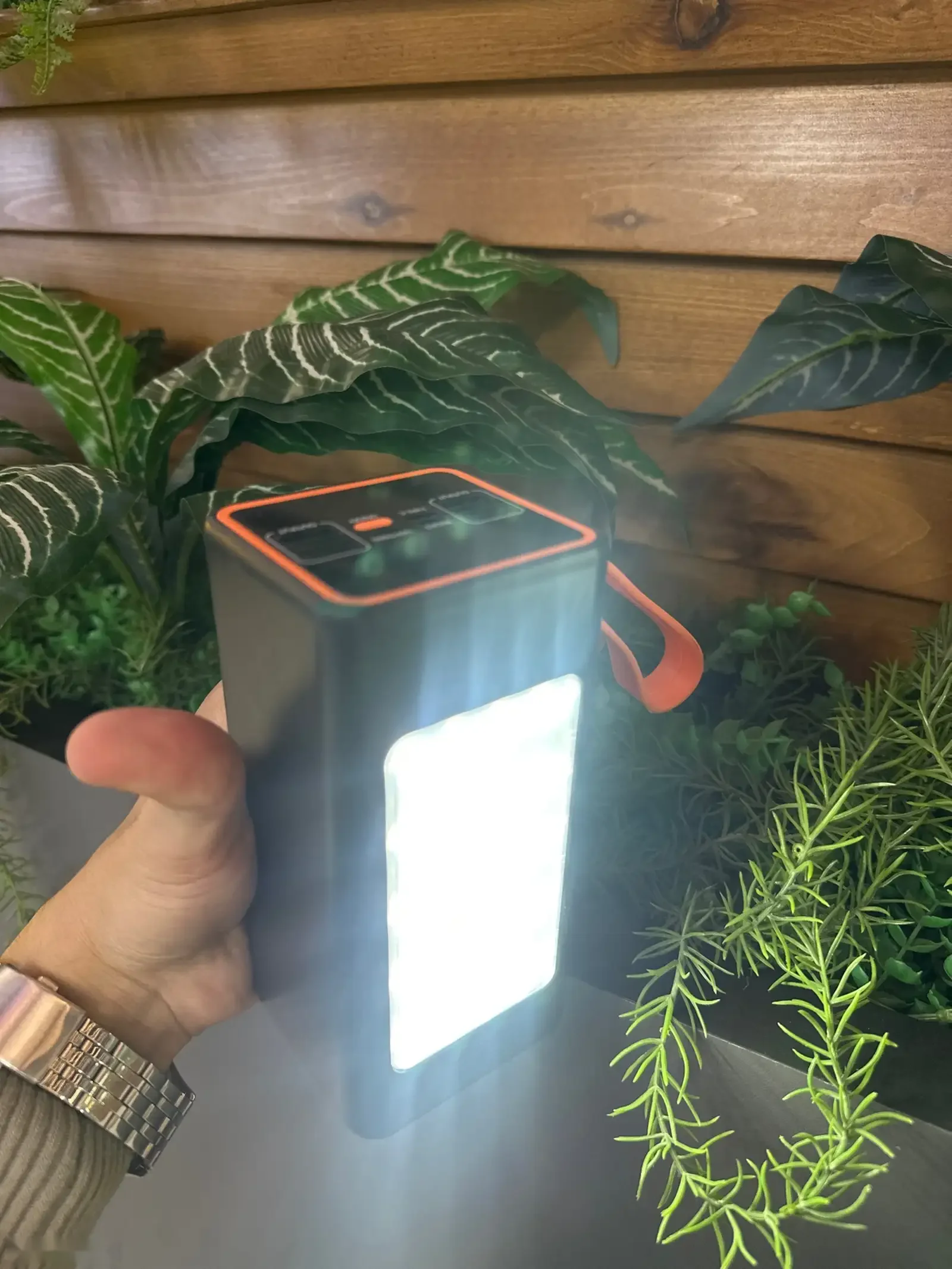 Внешний аккумулятор с фонарикам Powerbank Mars 50000 mah — фото 2