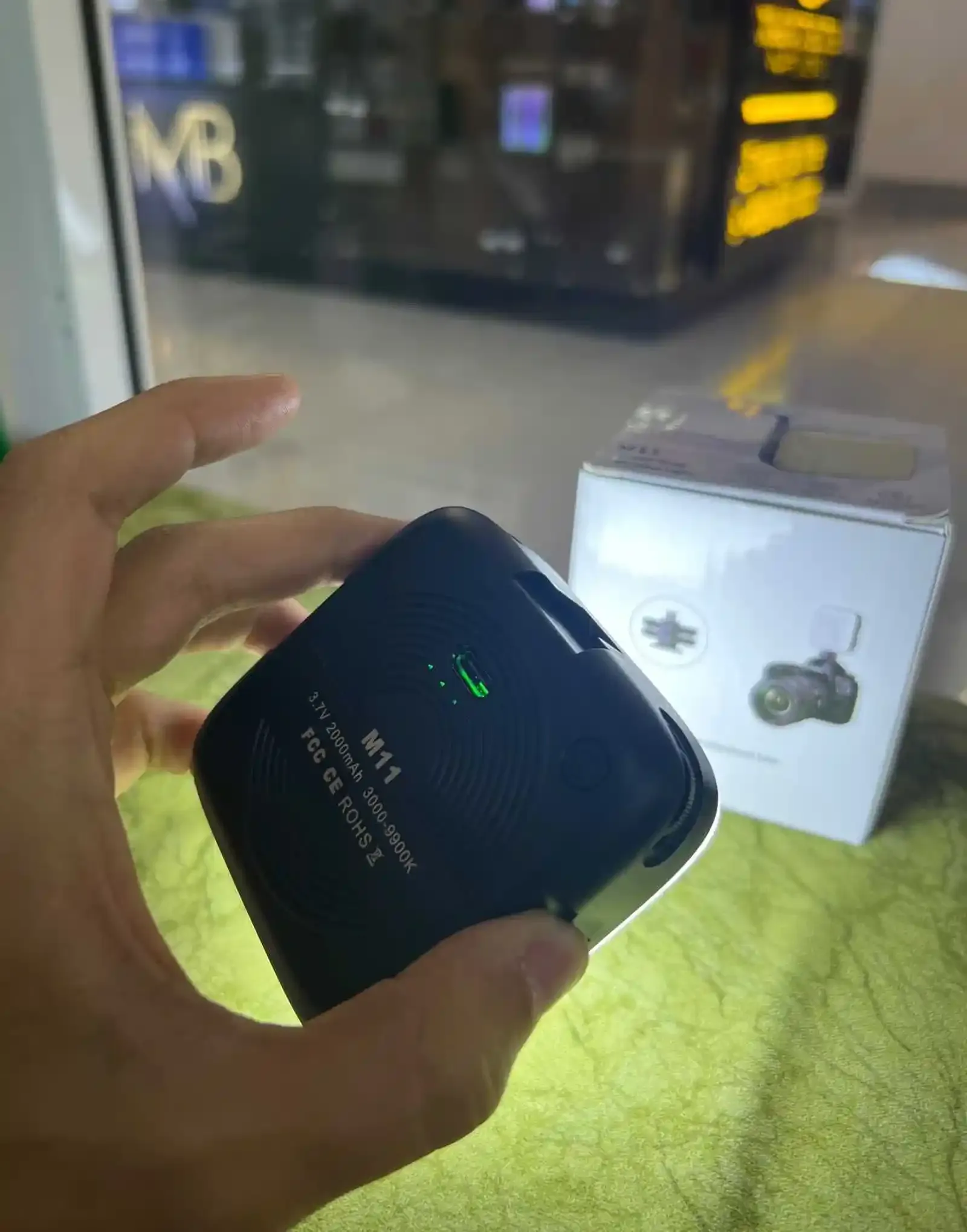 Мини прожектор Light M11