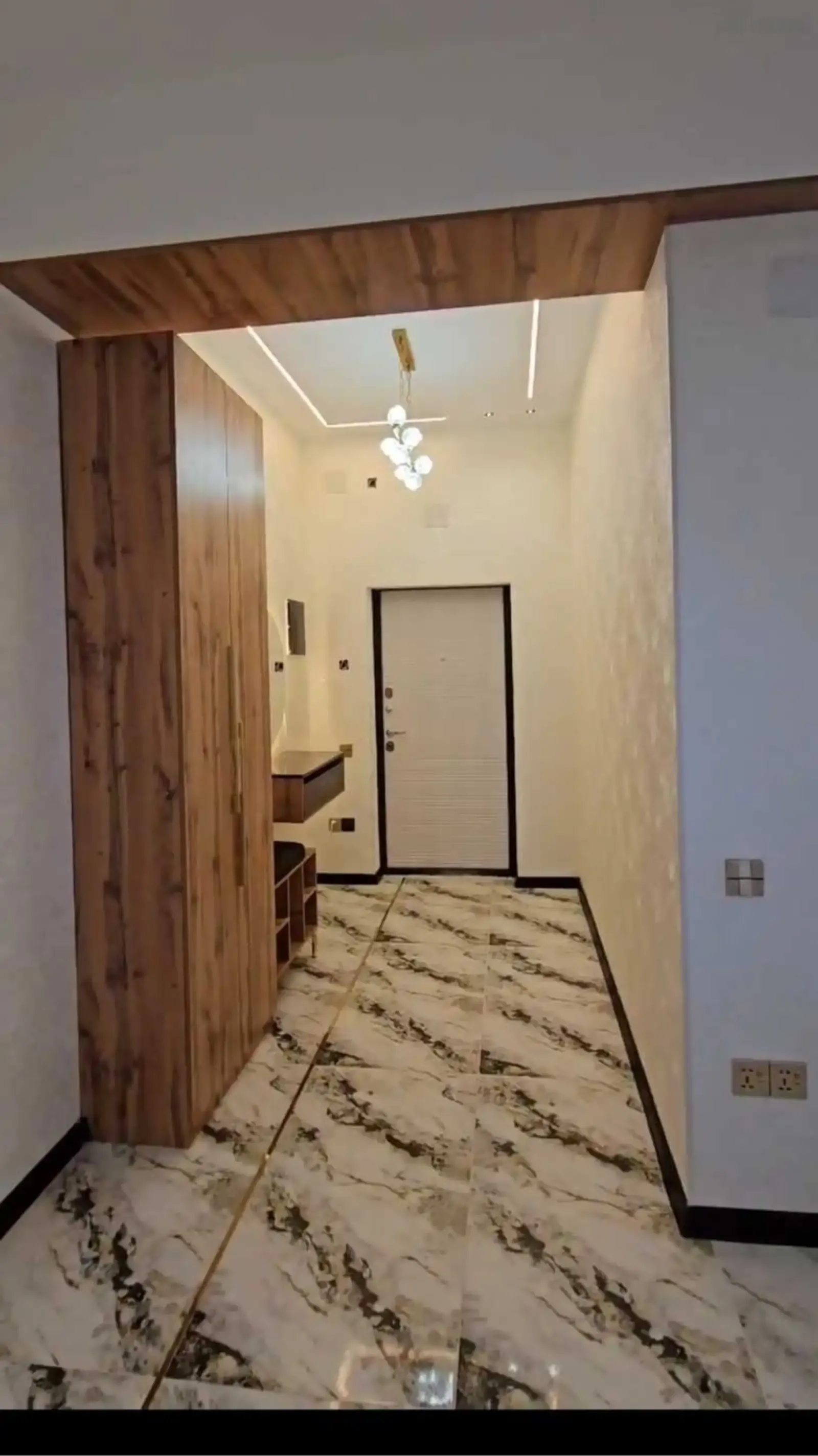 3-комн. квартира, 12 этаж, 120м², Шохмансур