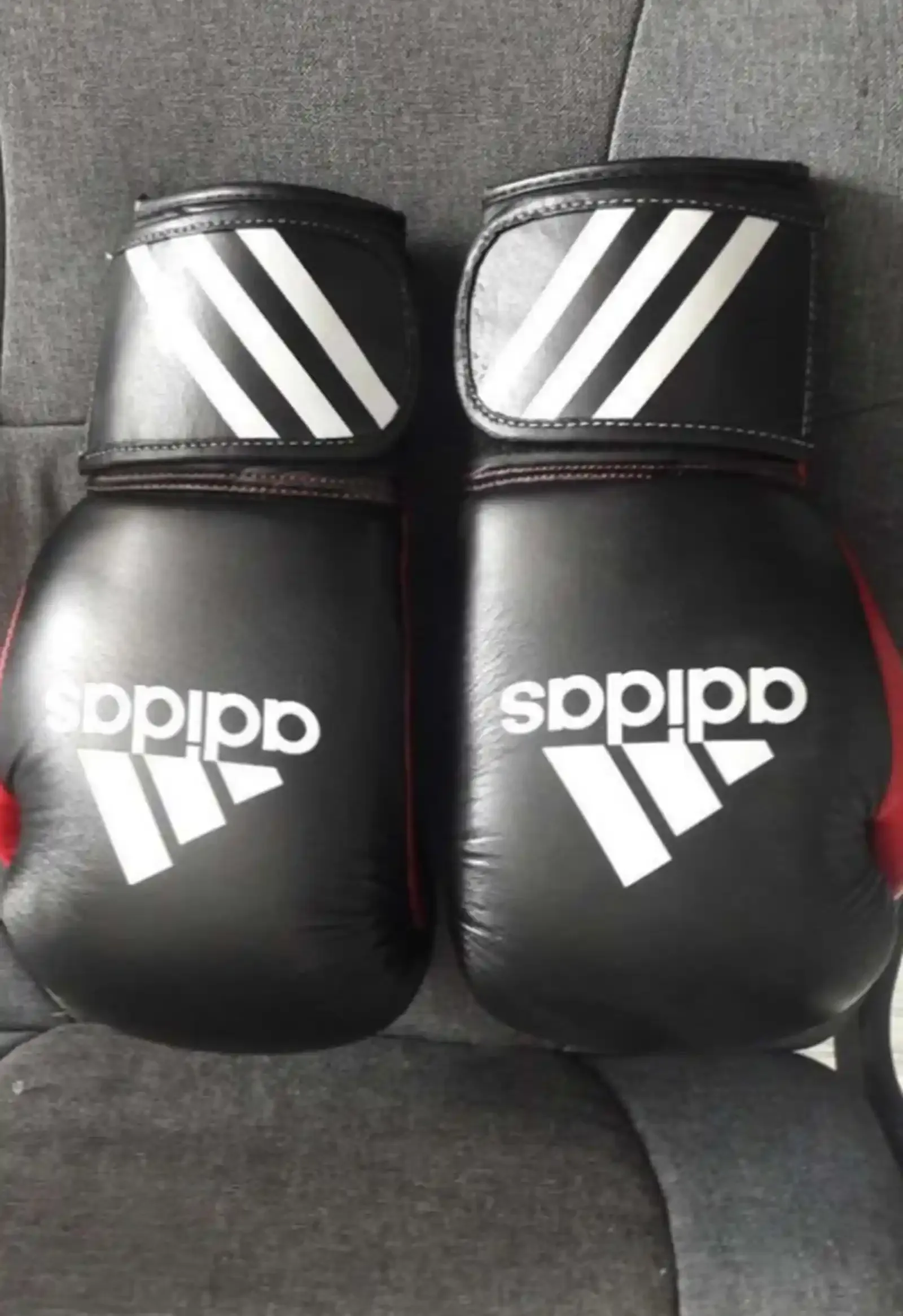 Перчатки для бокса Adidas