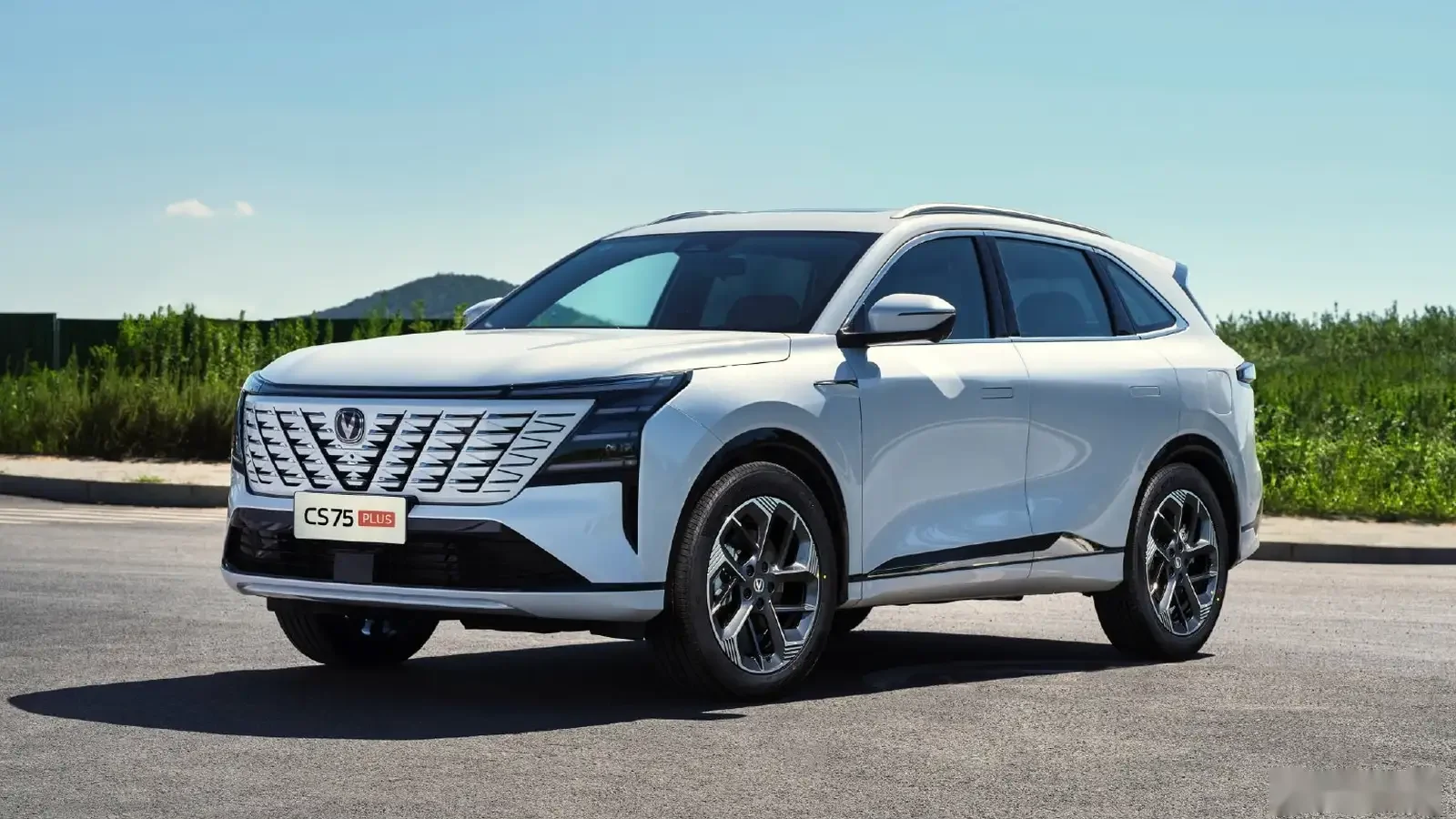 Changan CS 75 Plus 2025 — фото 3