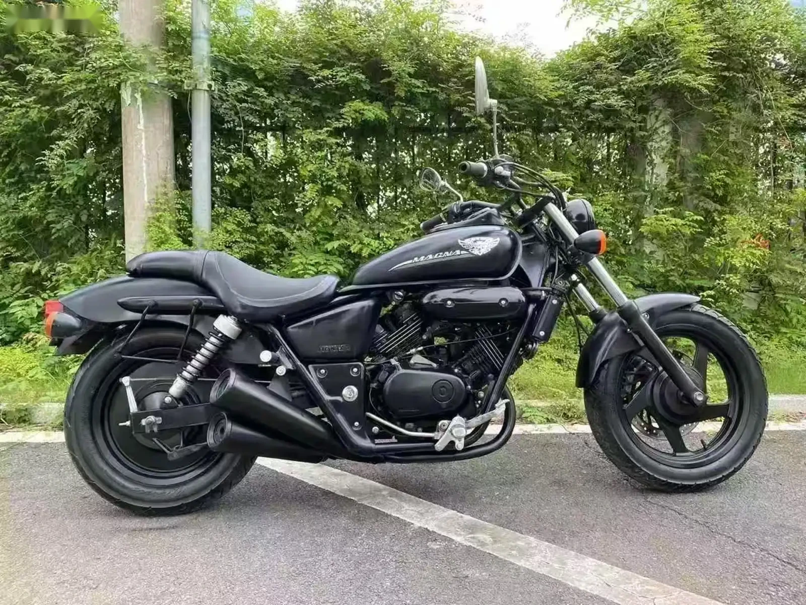 Мотоцикл Harley Davidson — фото 4