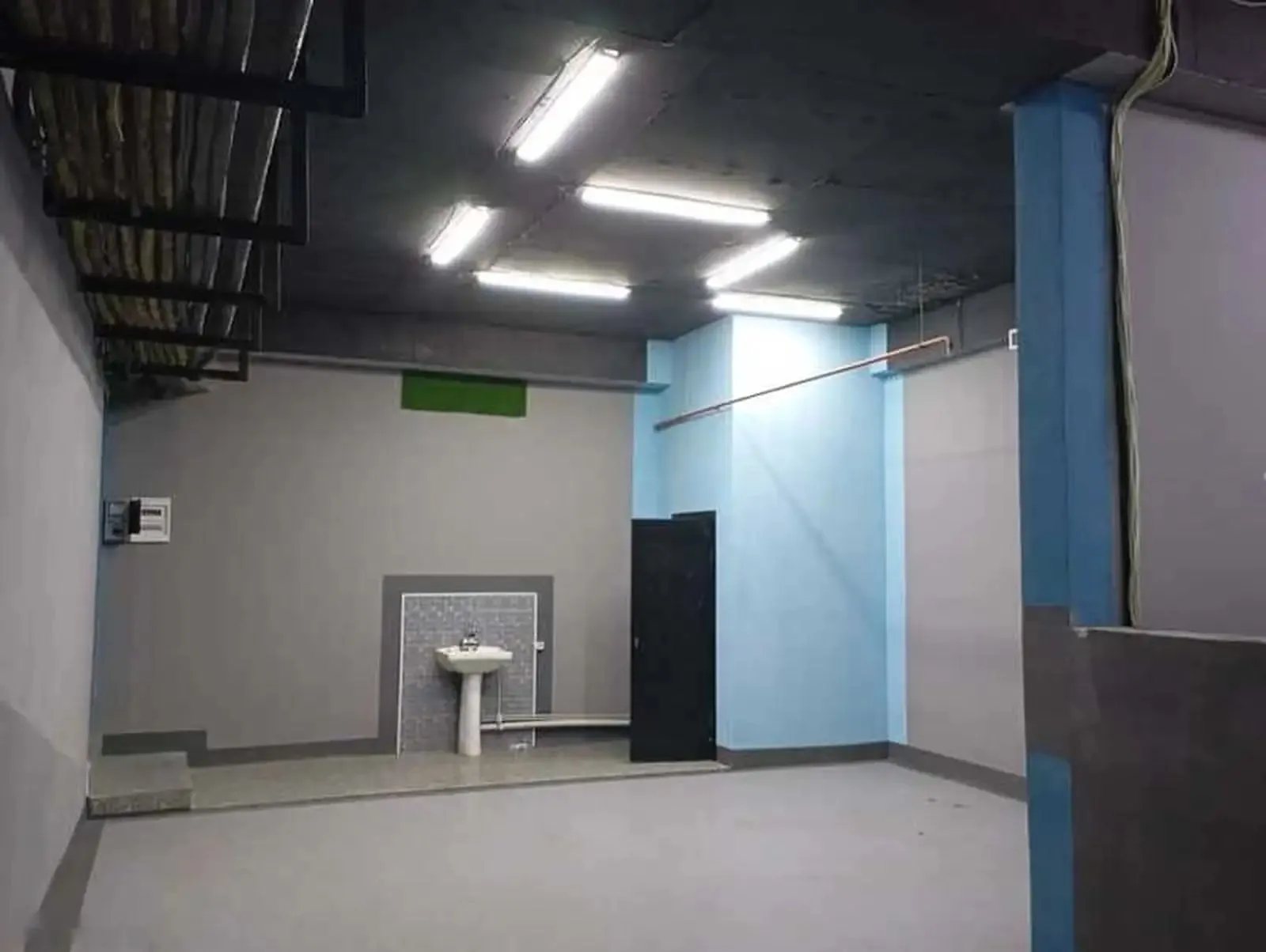 Помещение под свободное назначение, 443м², шохмансур