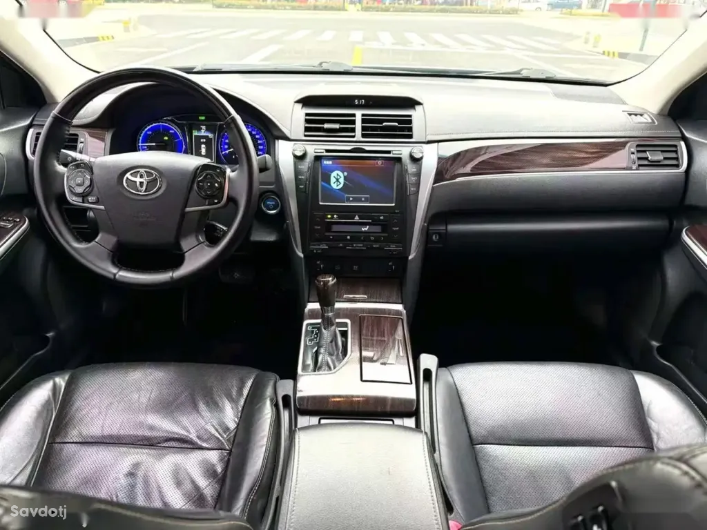 Toyota Camry, 2017