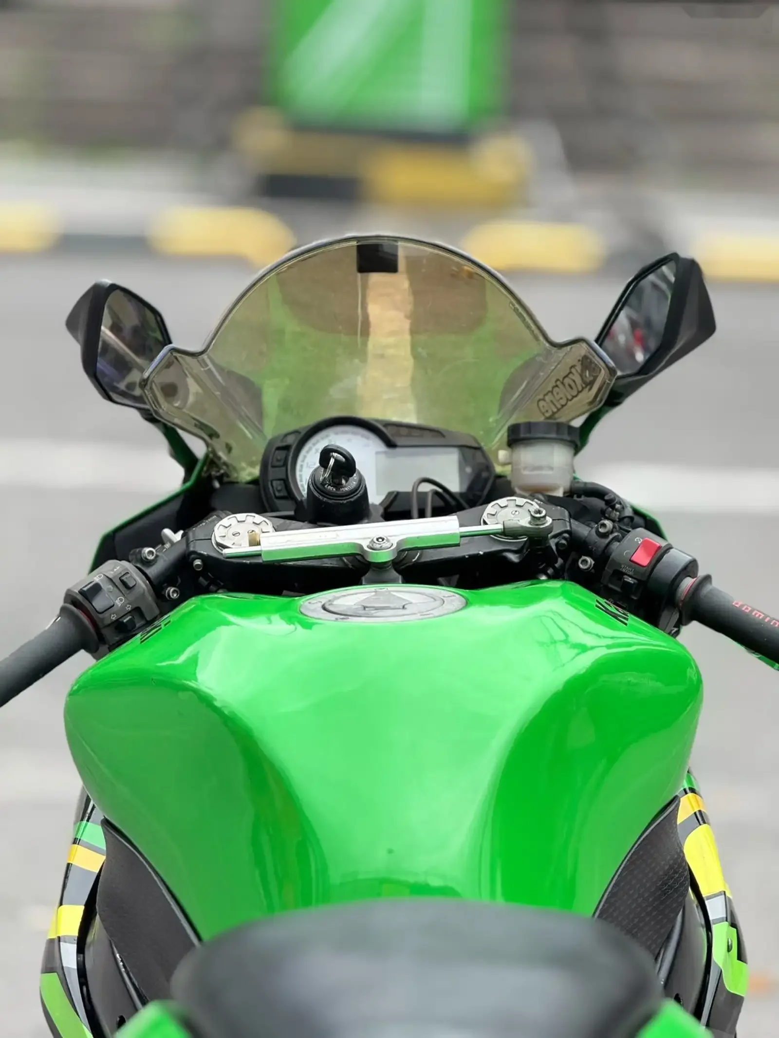 Мотоцикл Kawasaki ninja 1000 — фото 5