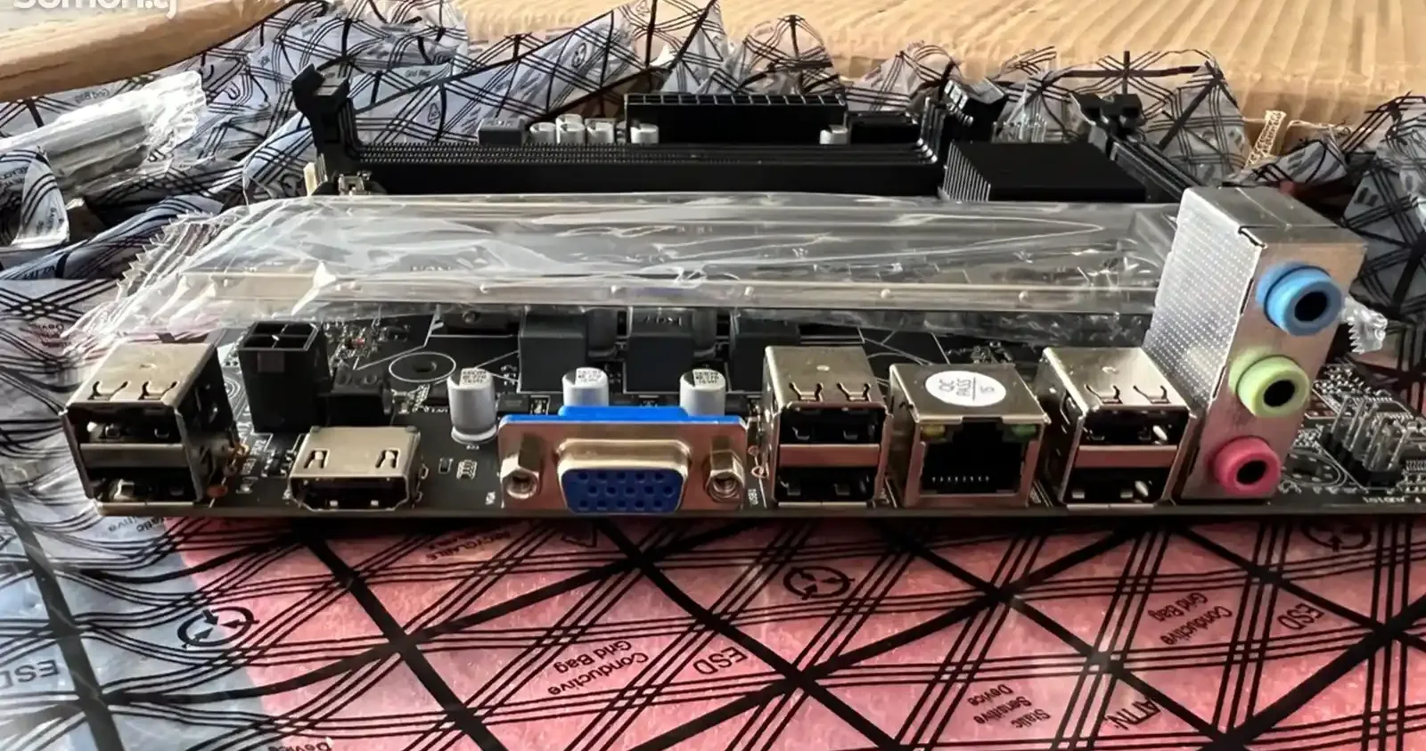 Материнская плата DDR3 H61