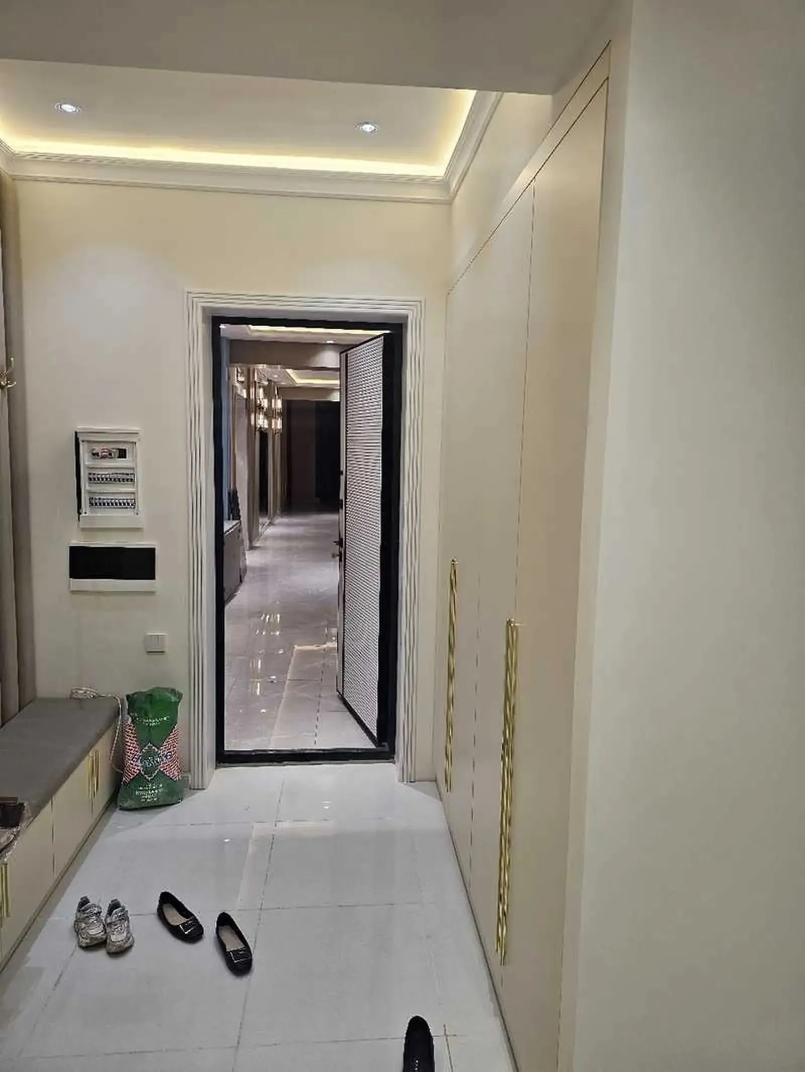 5-комн. квартира, 11 этаж, 163м², Шохмансур