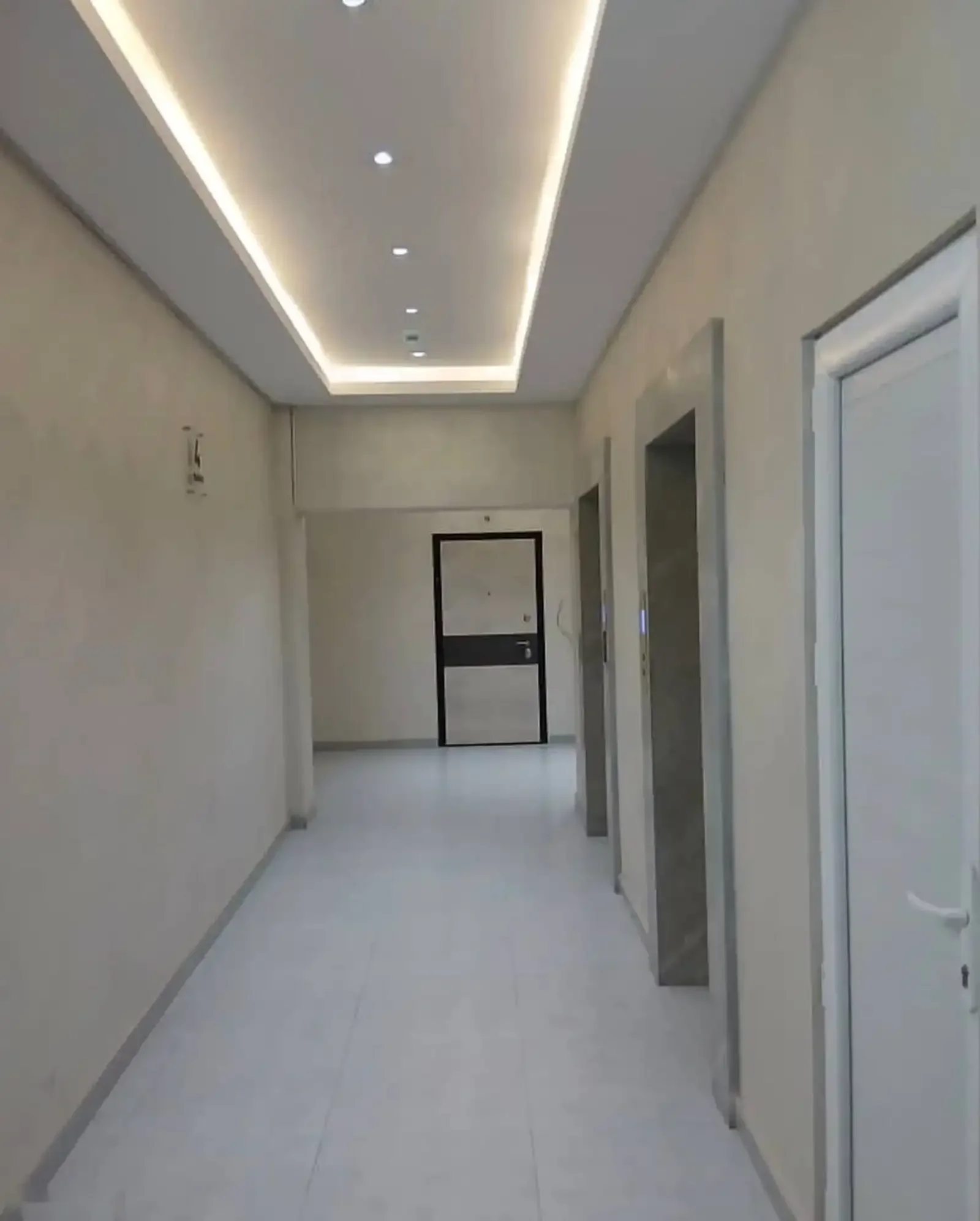 3-комн. квартира, 14 этаж, 87 м², И Сомони — фото 2