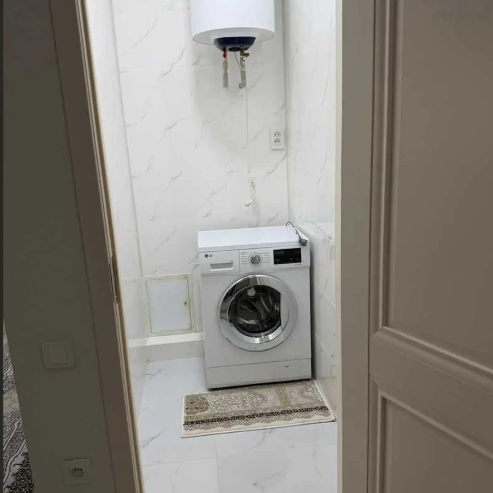 2-комн. квартира, 13 этаж, 95м², Шохмансур