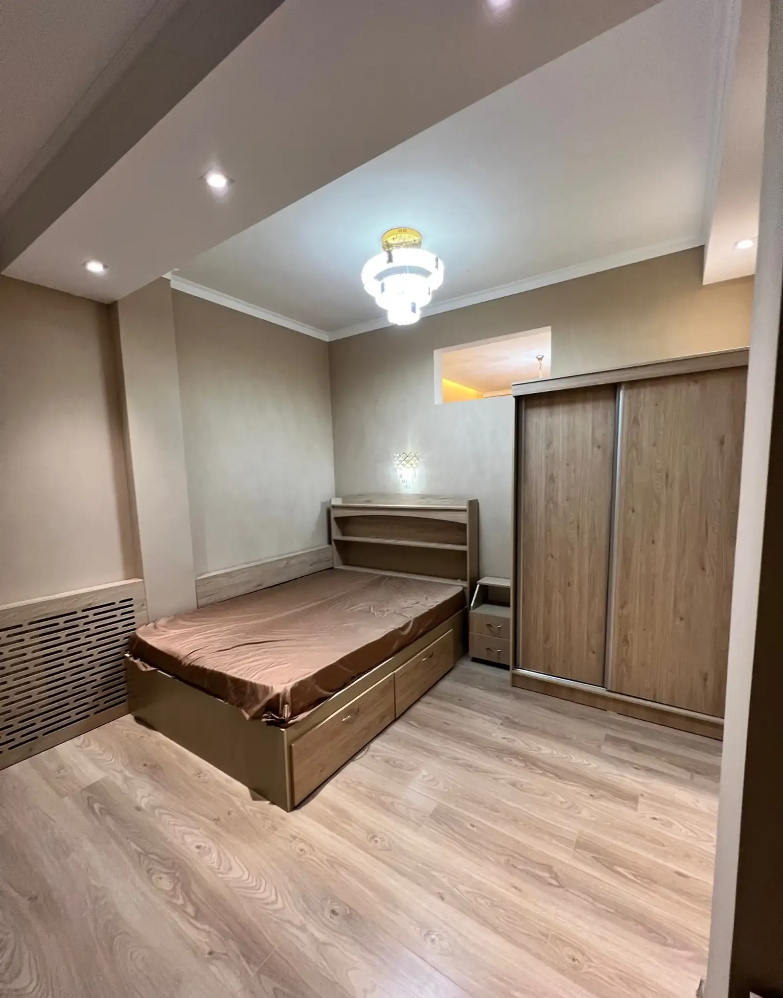 3-комн. квартира, 14 этаж, 103м², овир