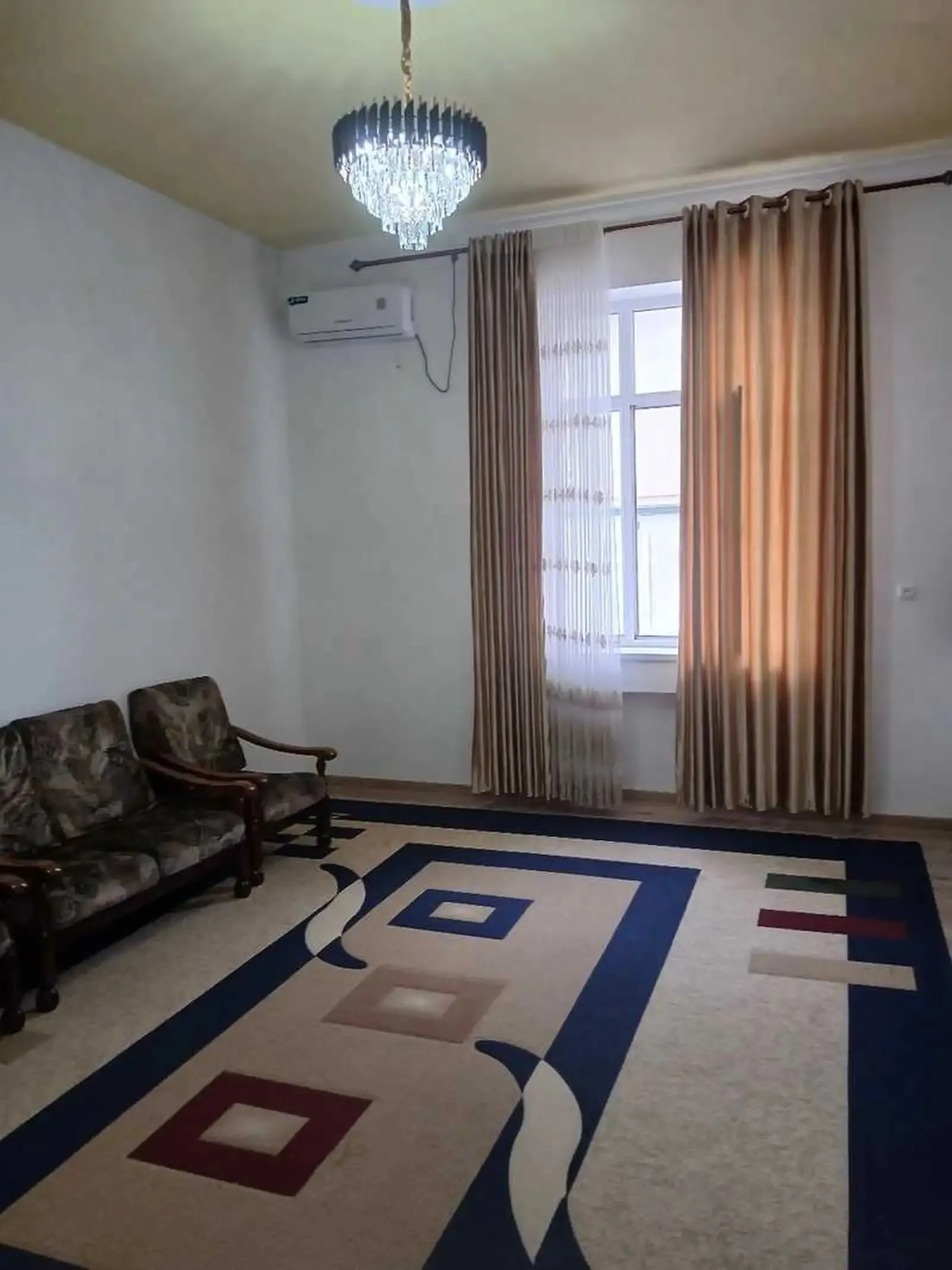 2-комн. квартира, 1 этаж, 78м², Шохмансур, Ашан