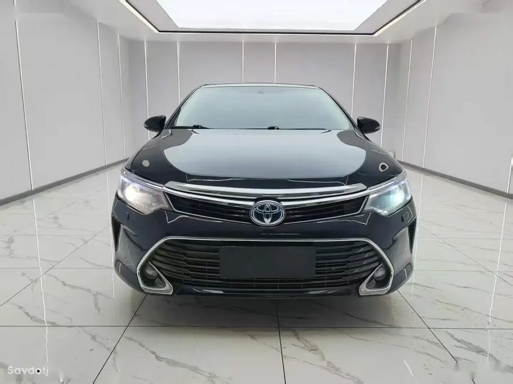 Toyota Camry, 2016