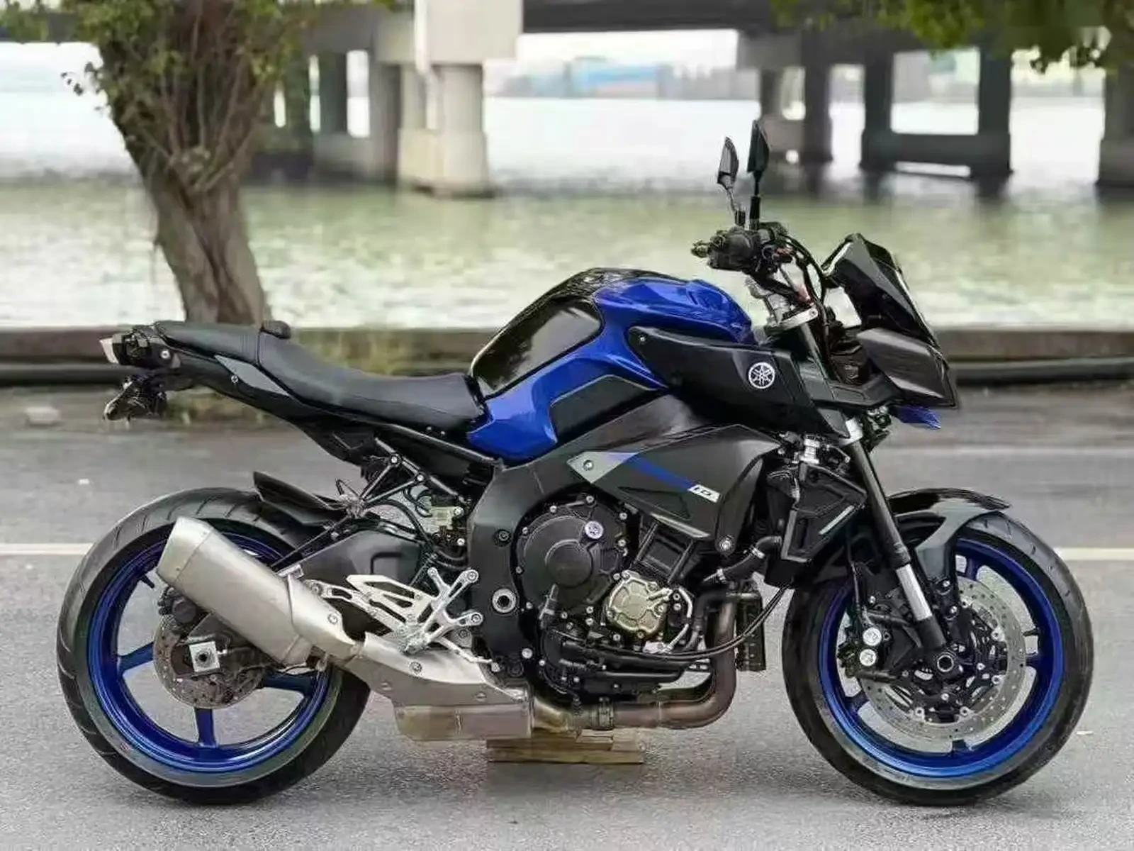 Мотоцикл Yamaha MT-10 — фото 3