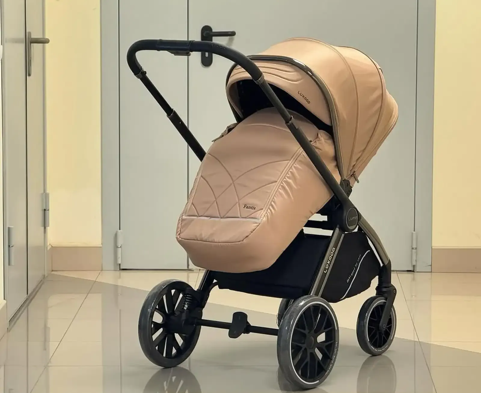 Прогулочная коляска Kidilo 3в1