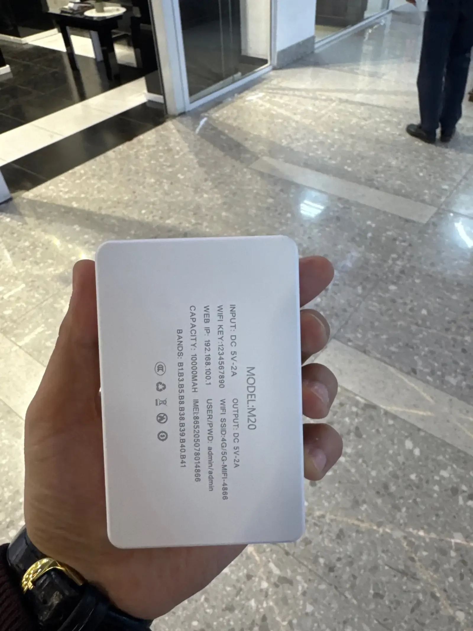 Беспроводной PowerBank Wi-Fi Роутер Карманный 4G LTE — фото 3