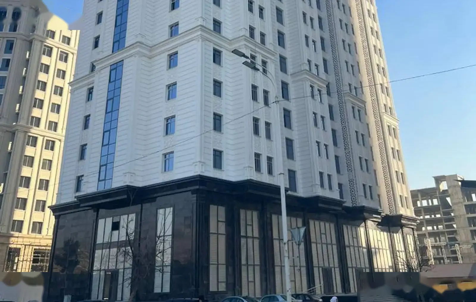 1-комн. квартира, 18 этаж, 52 м², Шохмансур