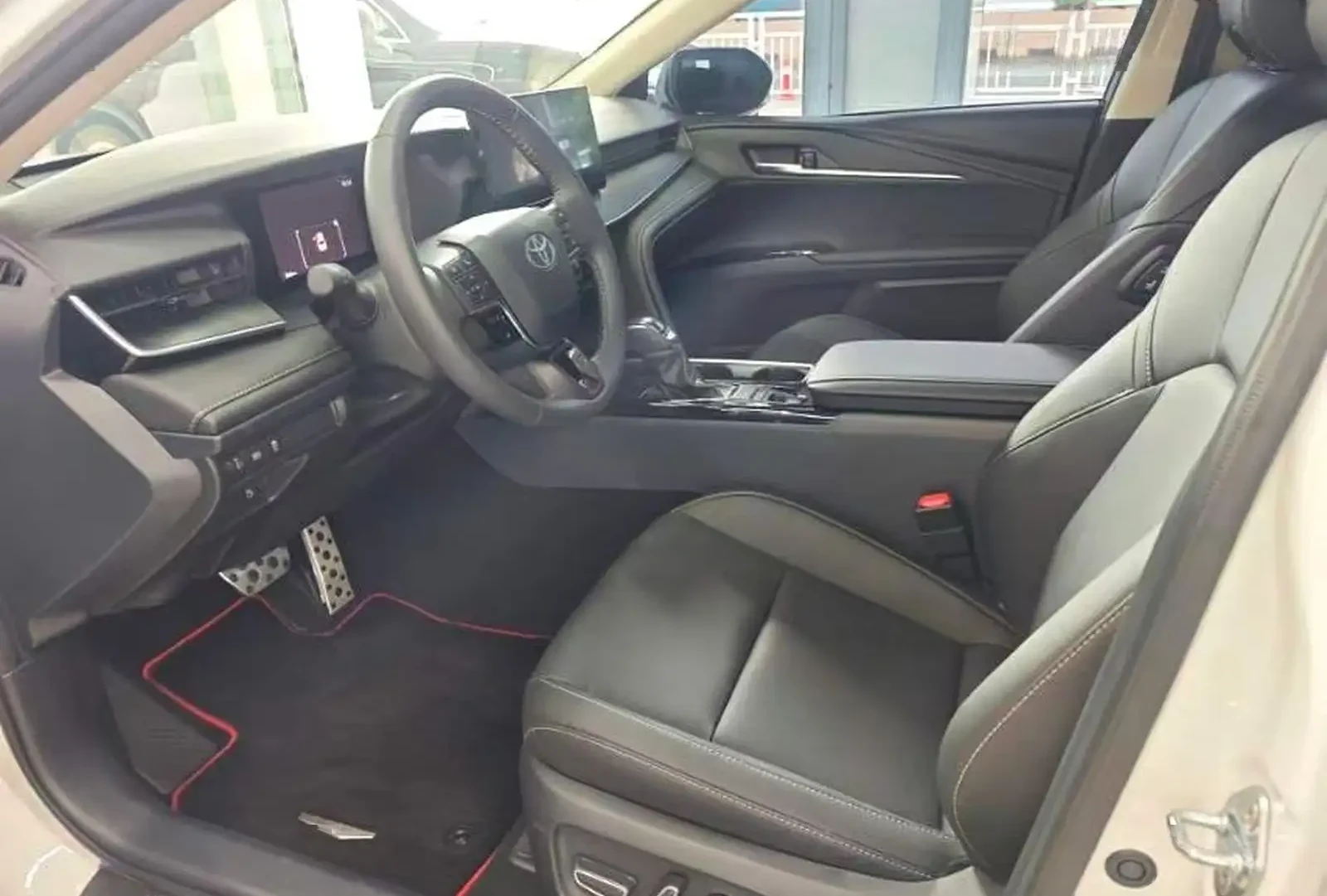 Toyota Camry, 2026