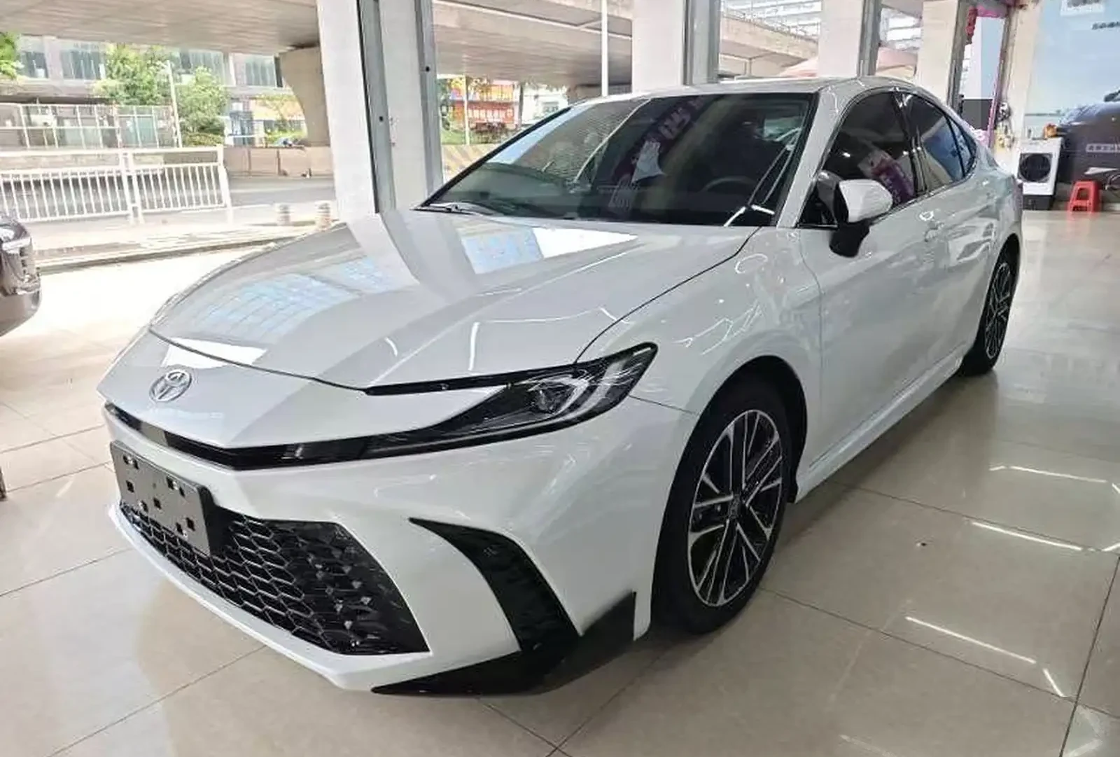 Toyota Camry, 2026