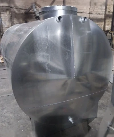 Оцинкованный бочка толщина листа 3.2 обем 10000 тон.