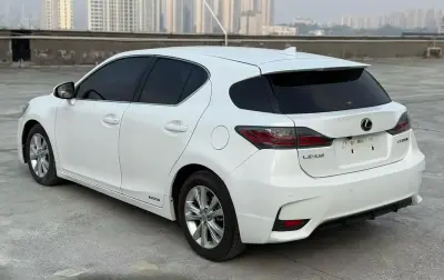 Lexus CT series, 2014