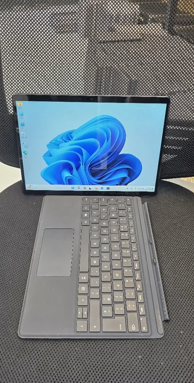 Ноутбук Microsoft Surface Pro 8