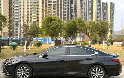 Lexus ES series, 2018