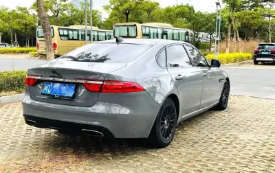 Jaguar XF, 2016
