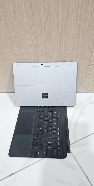 Планшет Microsoft Surface Pro i5 7th 8/256
