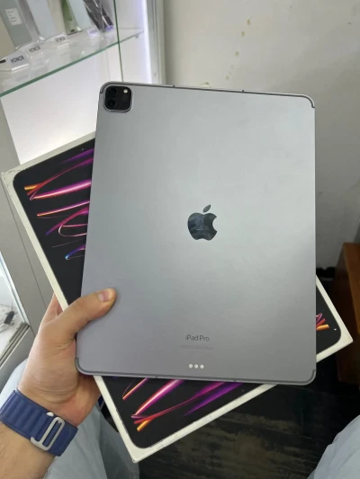 Планшет iPad 11