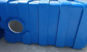 Бочка квадратная 2000л. Пластиковая