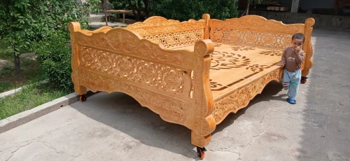 Королевский тапчан
