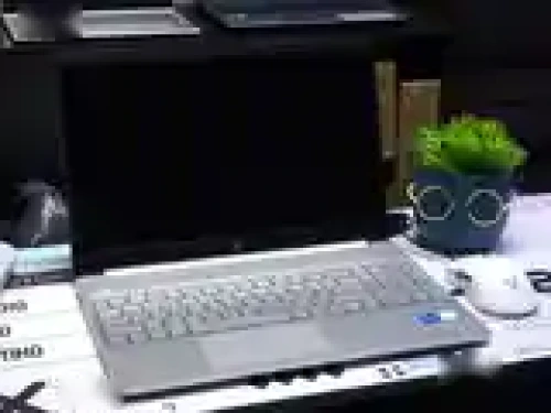Ноутбук HP Laptop Core i5-1235U / 8GB / 256GB SSD — миниатюра 3