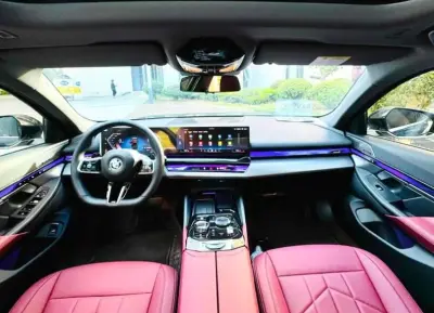 BMW 5 series, 2025