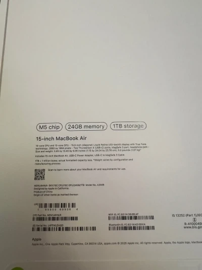 Ноутбук apple macbook m5 24/1tb