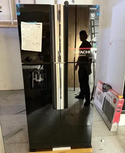 Холодильник Hitachi