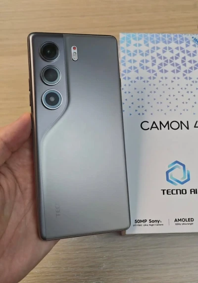 Tecno Camon 40 8+8/256Gb Black Global Version — миниатюра 2