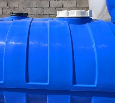 Бочкаи полиэтилени 2000л.